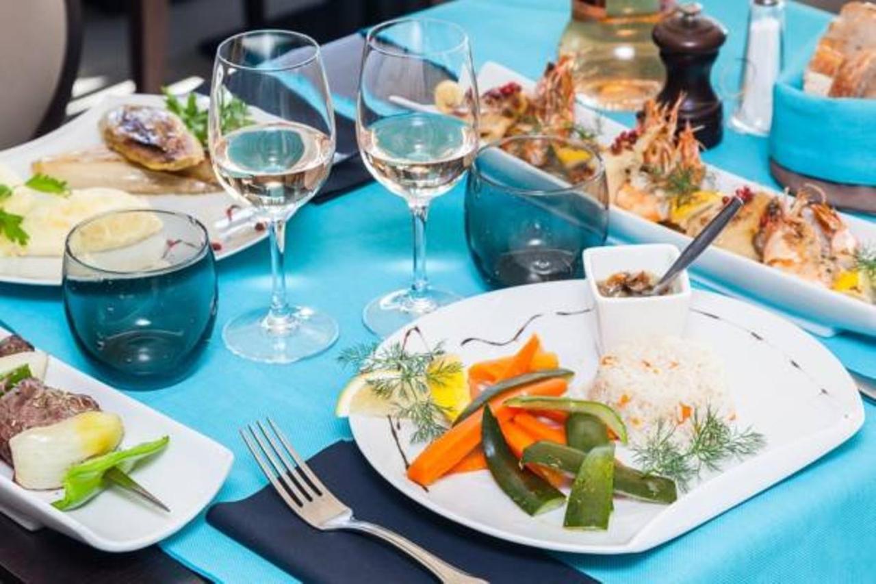 אפרטהוטל קאן סור מר Caffe Riviera מראה חיצוני תמונה